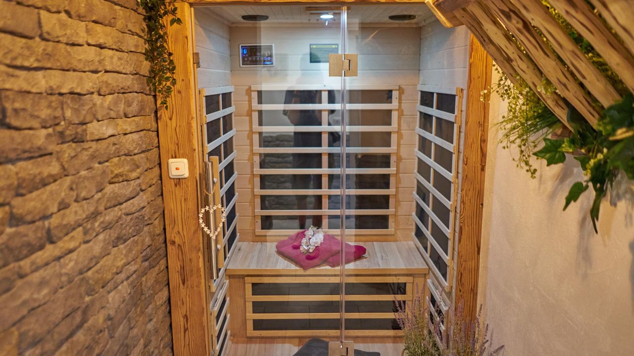 Sauna 2 Sauna 2